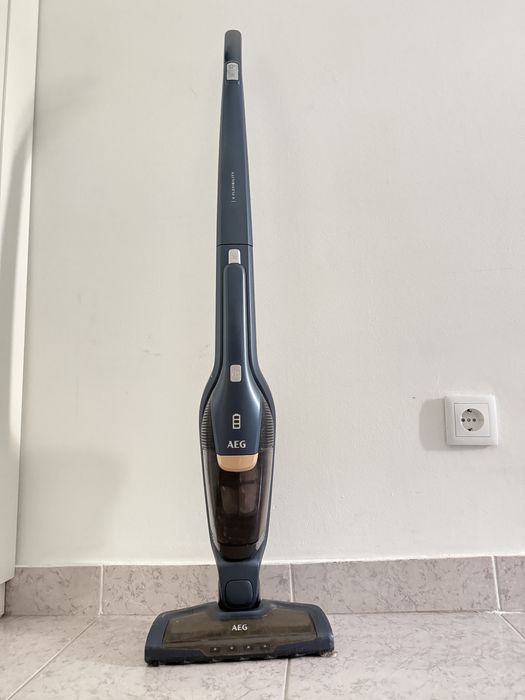 Aspirador Vertical AEG 2 em 1 CX7 X Flexibility