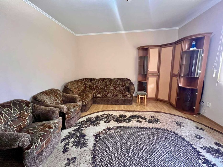 Оренда просторого окремостоячого будинку по вул. Сигнівка