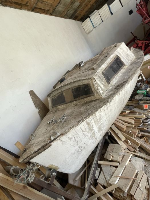 Jacht kabinowy z lat 70tych