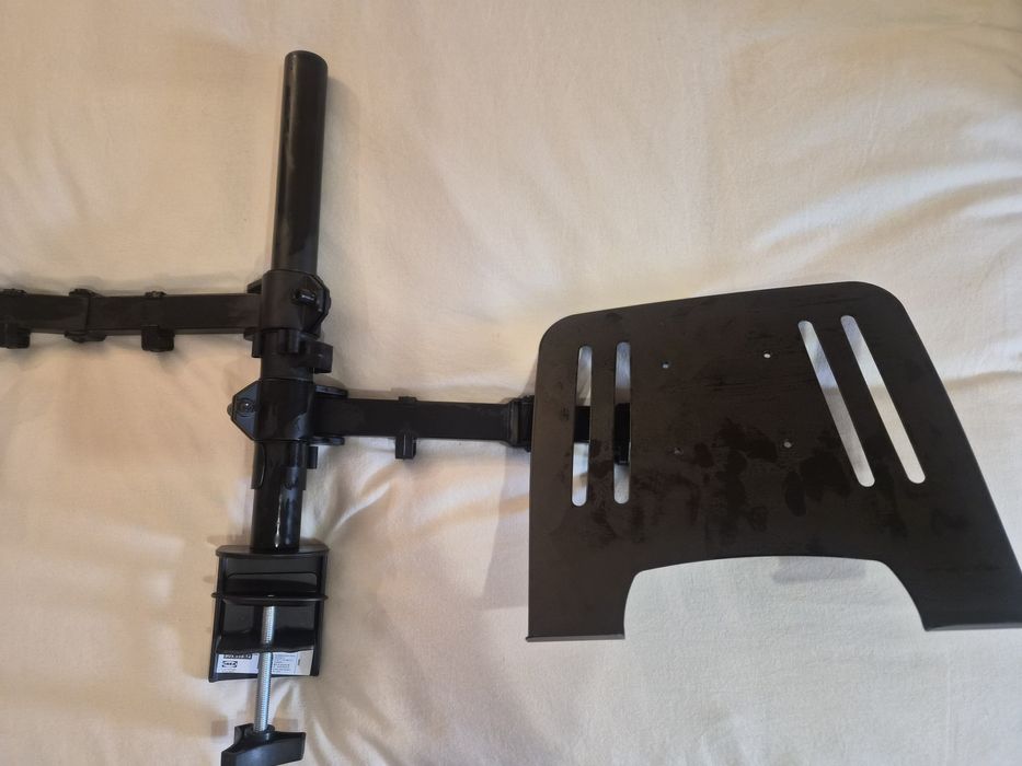 Conjunto Suporte  Monitor e Portátil IKEA