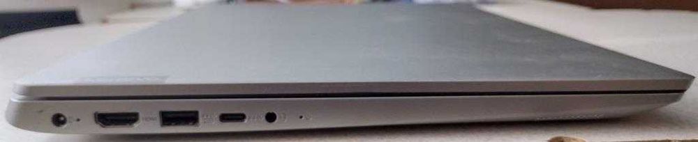 Ноутбук Lenovo ideapad 330S-15IKB с 4-хъядерным 	Intel Core i7-8550U