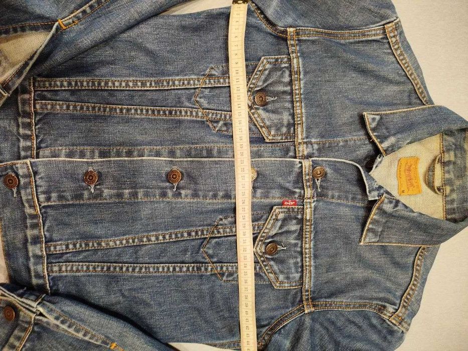Джинсовая куртка LEVIS