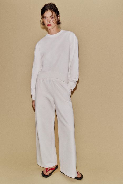 спортивний костюм від Zara розмір штанів М світшота S