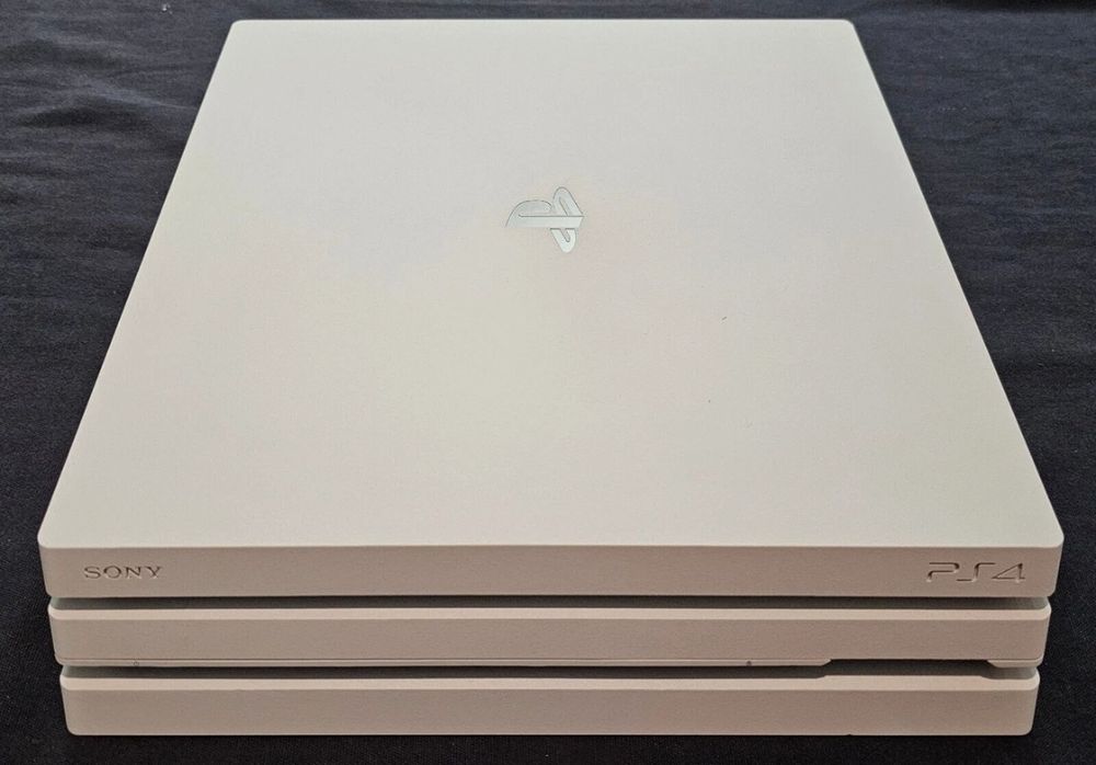 Playstation 4 Pro 1Tb /Стан 10/10/Ігри в Подарунок/ + Гарантія