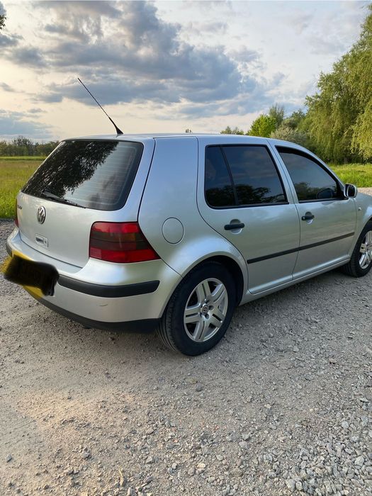 Volkswagen Golf 4.