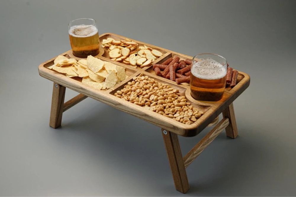 Столик пивний смаколики закуски пиво напої деревяний стіл подарунок