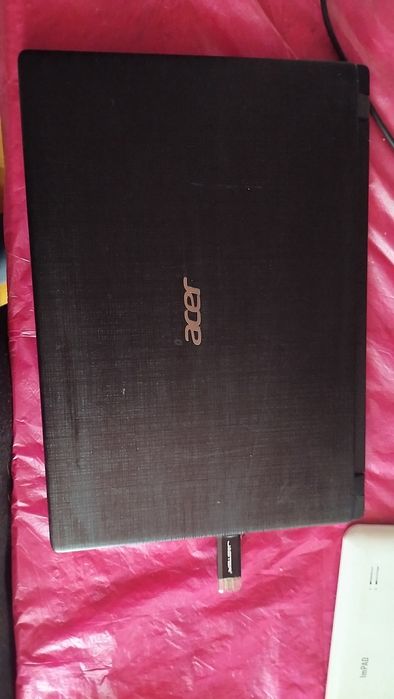 Продаю ноутбук  Acer в хорошем состоянии