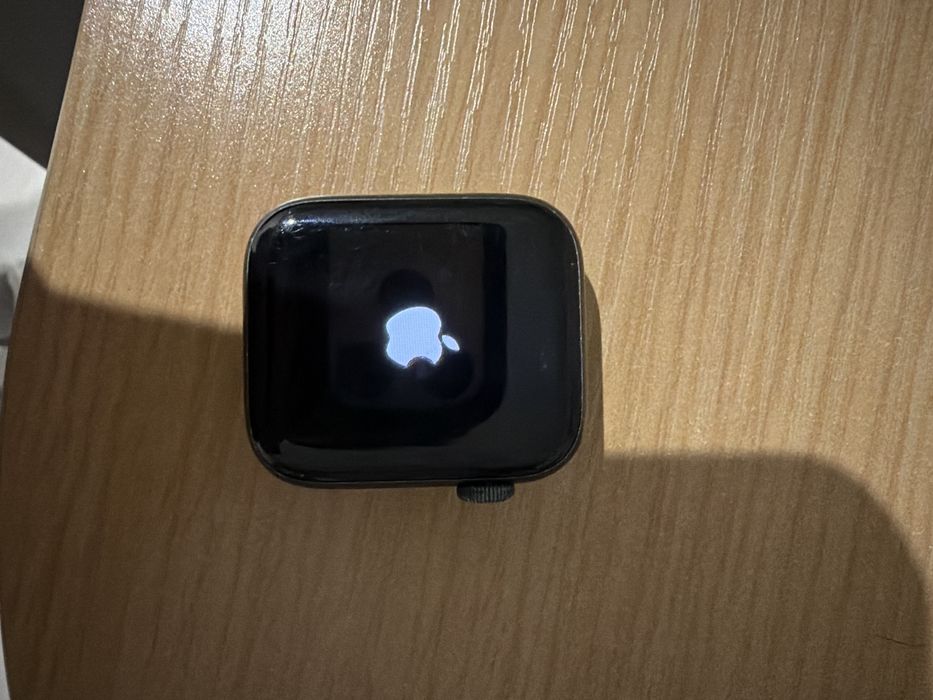 Apple Watch SE 44mm