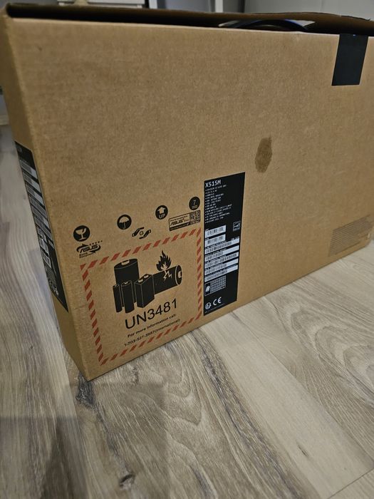 Laptop ASUS 15 cali – Szybki SSD – Do nauki i pracy – Stan BDB!
