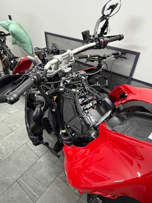 Ducati Multistrada V4 пластик