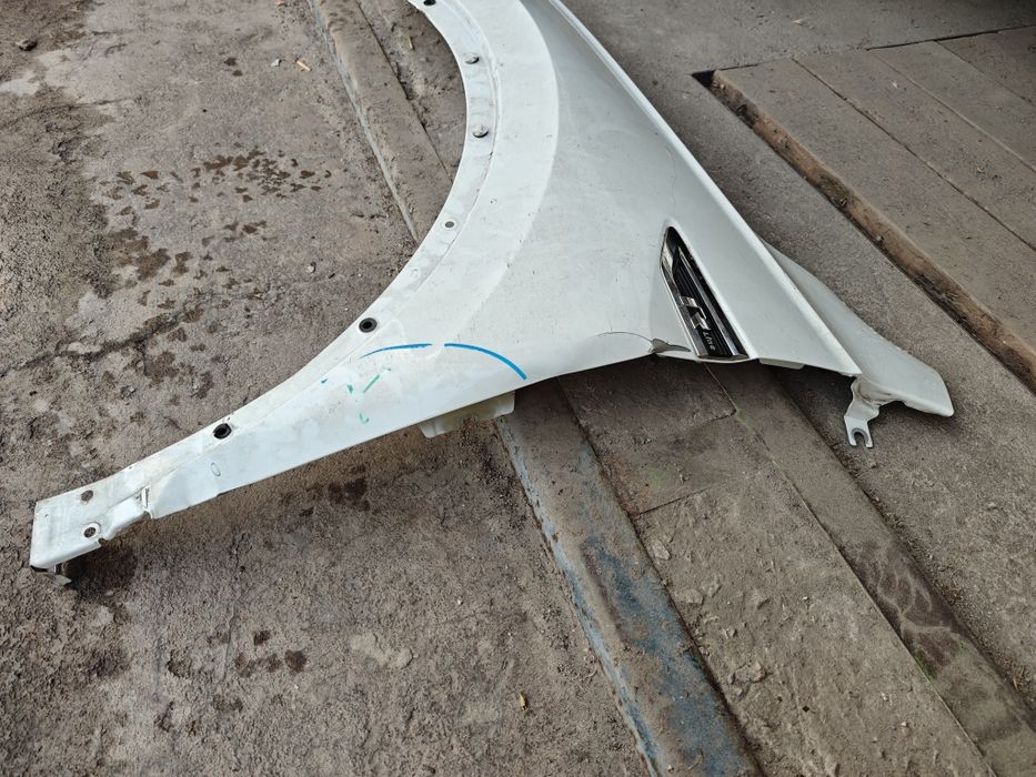 Крило Tiguan 2 Allspace