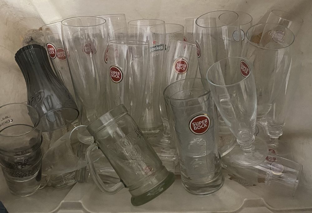 Conjunto de Copos de Cerveja (Super Bock, Heineken e outros)