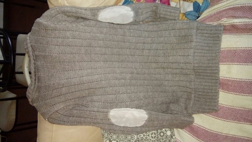 Casaco de malha com pelo por dentro