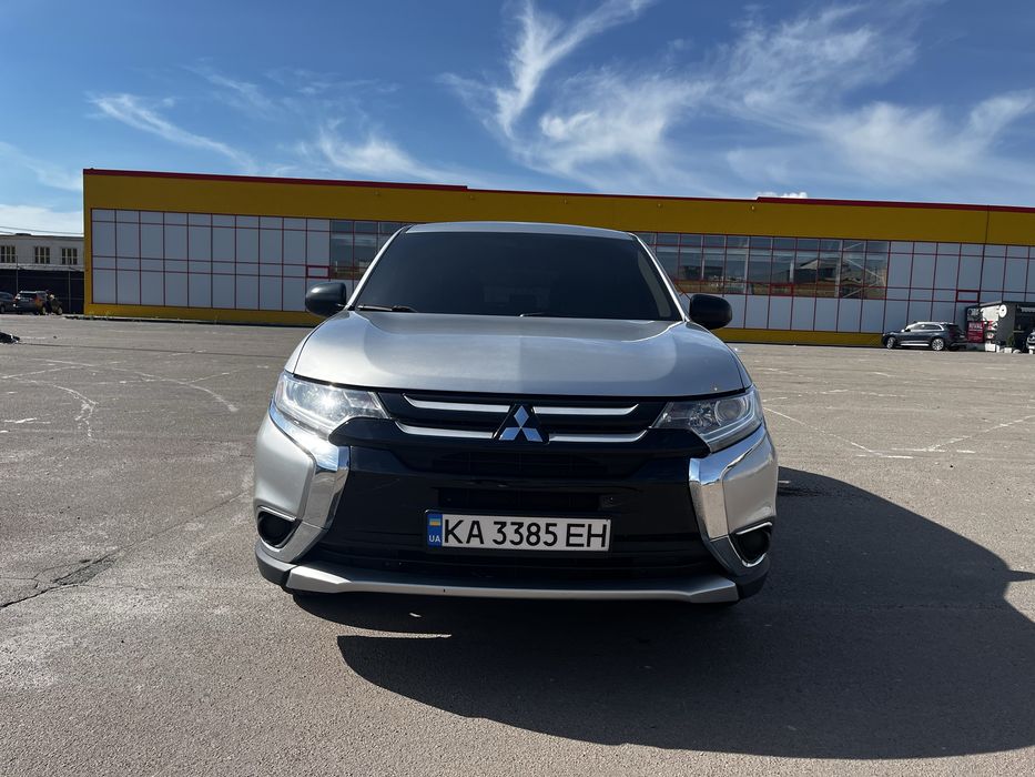 Продаж Mitsubishi Outlander 3 | 2018 | 2.4L