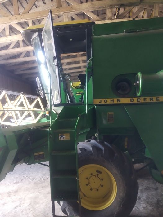 Продам комбайн John Deere