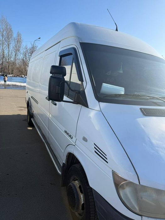 Продам sprinter dodge 2005года