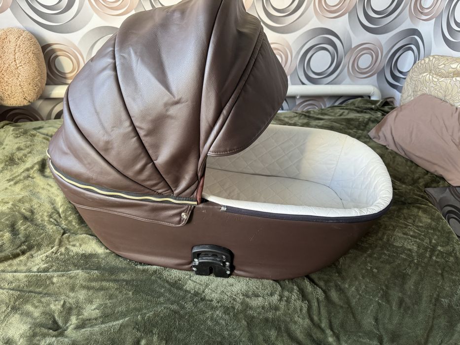 Продам коляску Mirkus Komodo 2 в 1