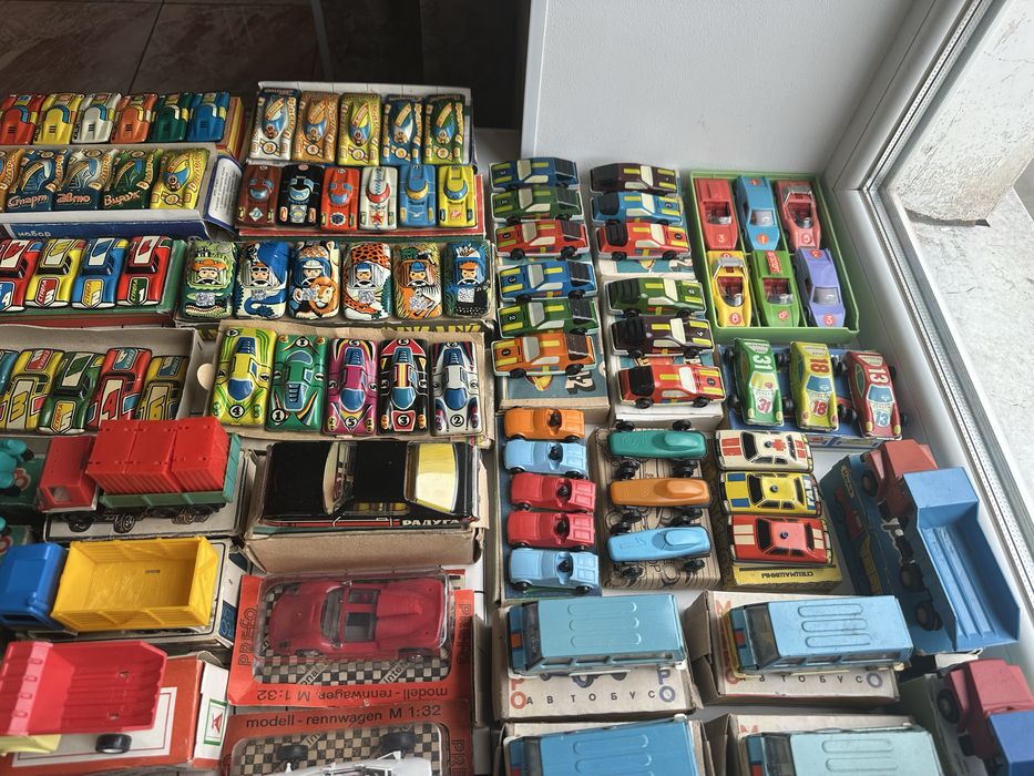 Ігрушка ссср Машинка в Коробці