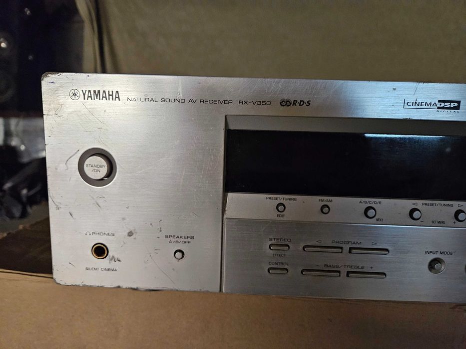 Amplituner Yamaha RX V350 5.1