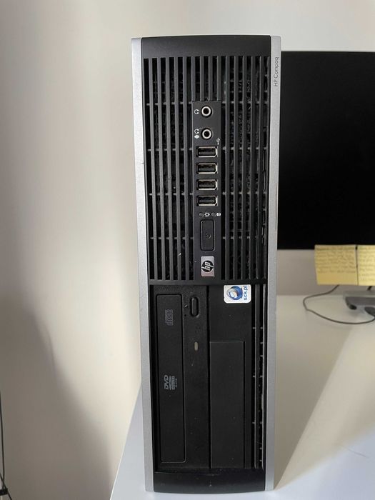 HP Compaq 8100 Elite SFF + 2 monitory 24” Dell i Samsung + Windows 10 SSD – szybki i gotowy do pracy