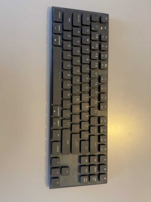 Keychron K1 Bluetooth mechanical keyboard / teclado