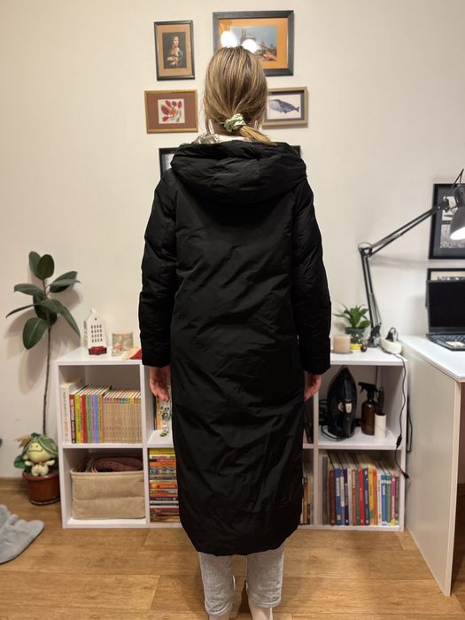 Довга жіноча куртка розмір S. Snow Beauty.