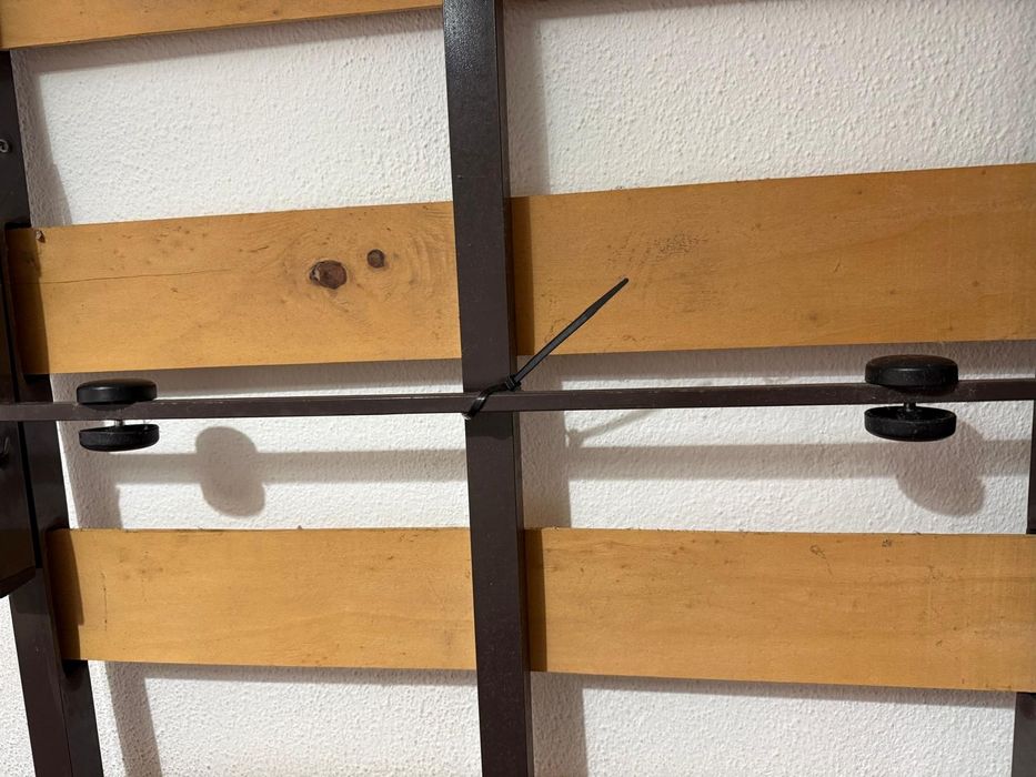 Estrado de cama individual