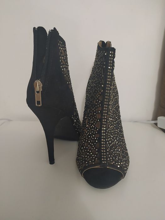 Buty damskie ażurowe 38 czarne