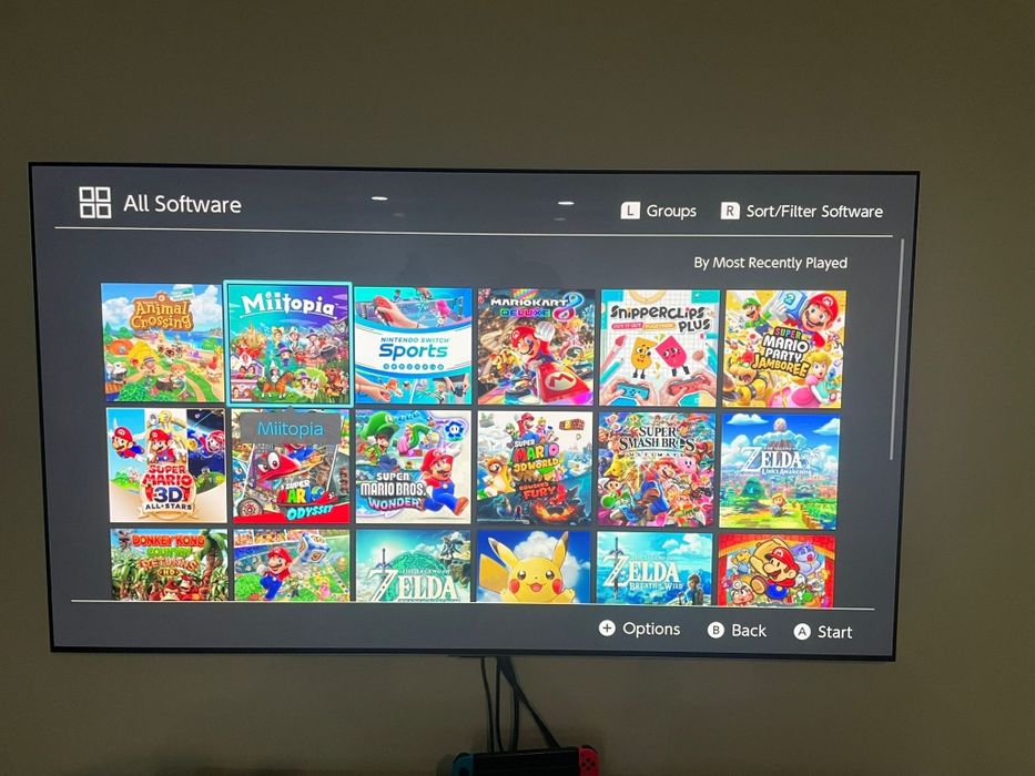 Nintendo Switch Desbloqueada + 4 Joy-Cons com dezenas de jogos incluidos