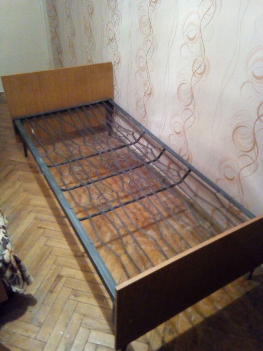 Кровать на железных пружинах .: 1 500 грн. - Мебель для спальни ...