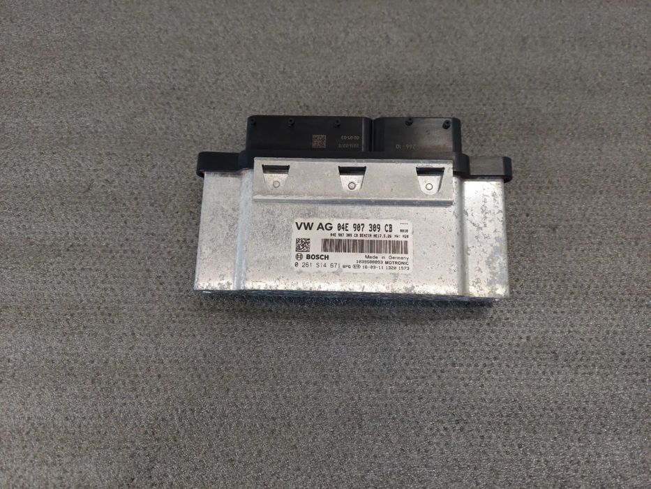 Centralina motor / ECU VOLKSWAGEN Polo (6R, 6C)