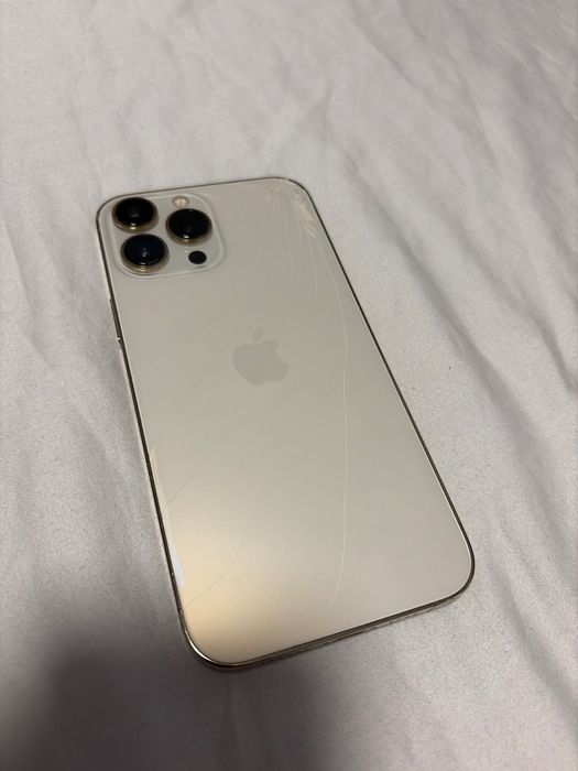iPhone 13 Pro Max Gold 128GB батарея 74%, тріщини на задній панелі