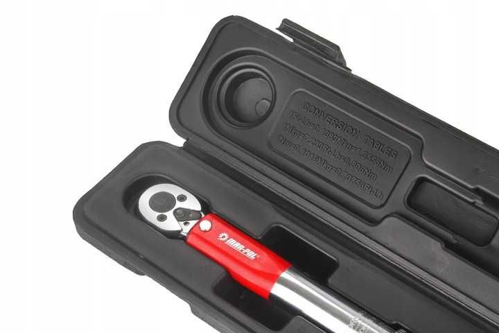 Динамометричний ключ з фіксатором