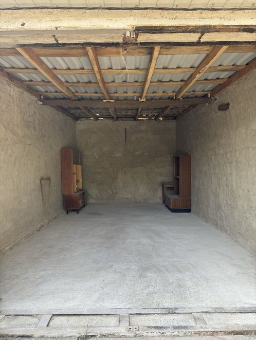 Лодочний Гараж або обмін на авто, біля річки для відпочинку або човна