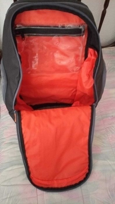 Mochila Nabaji em bom estado