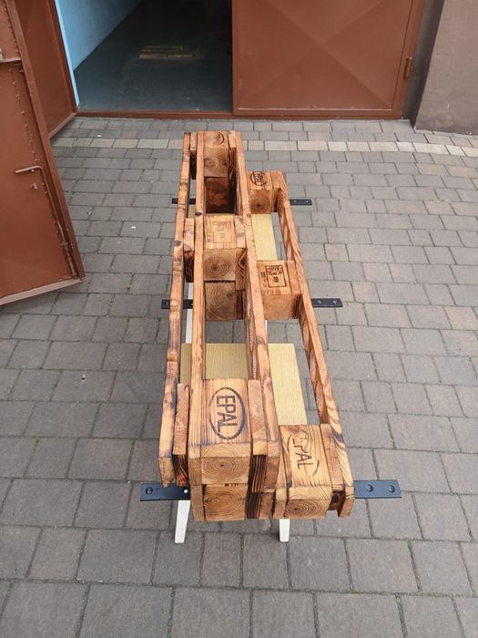 Barek  z paletów