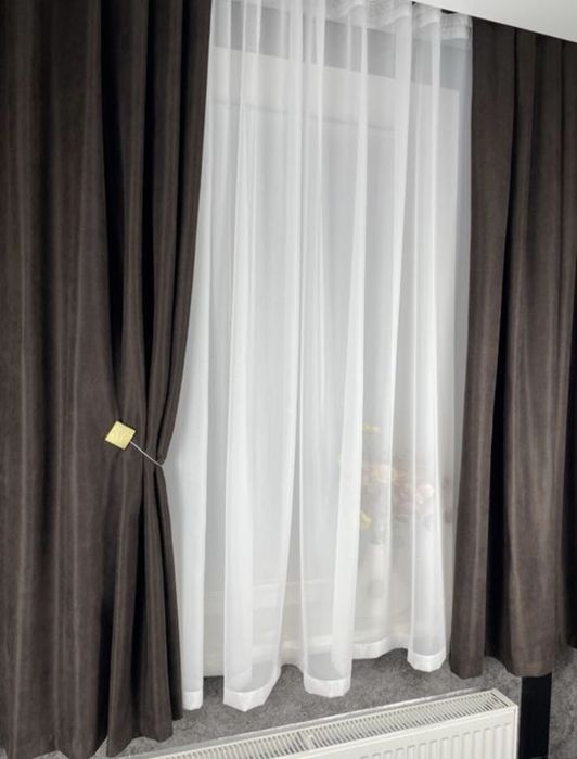 Готовий комплект на кухню! Штори 2шт. По 1.40м. Висота 1.60м. +тюль.