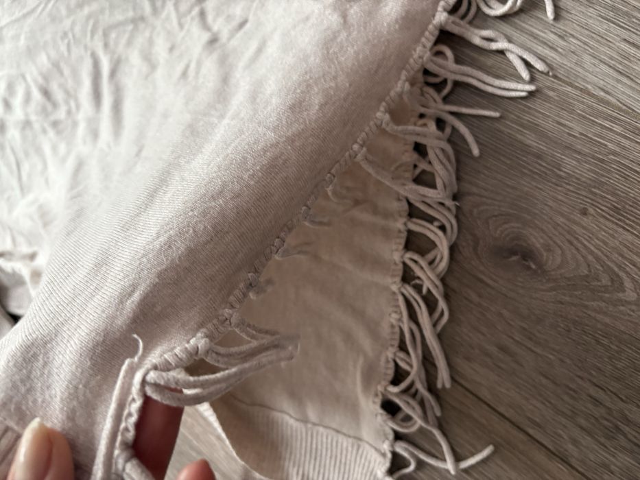 Sweterk damski z frędzlami M