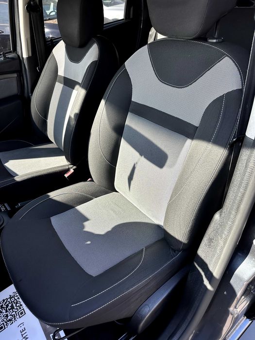 Продам  Dacia Duster 2016 рік можлива розстрочка,кредит,обмін!