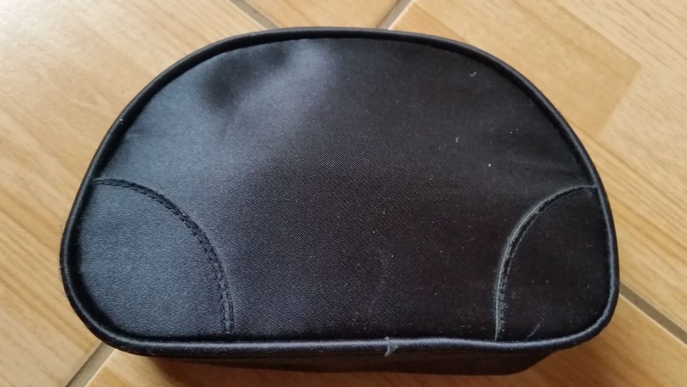 Nowa Kosmetyczka NIVEA Visage pomysł na prezent