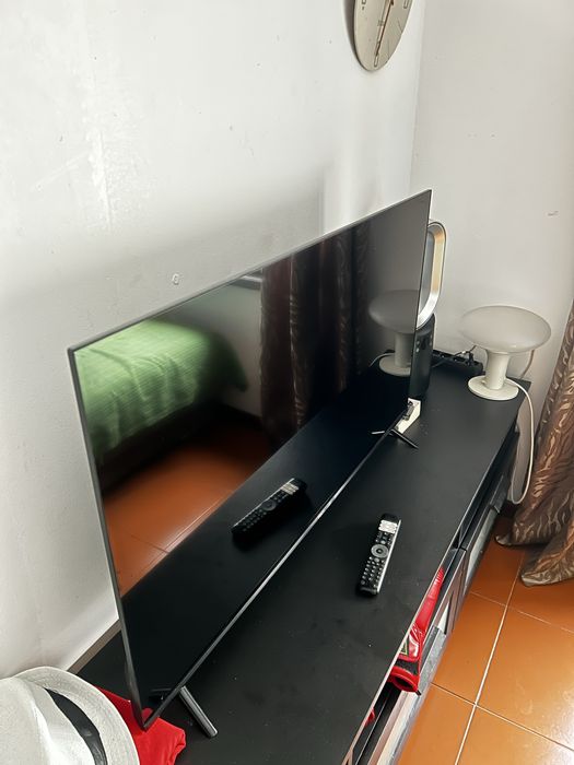 Smart tv TLC 4K UHD 43” Preto