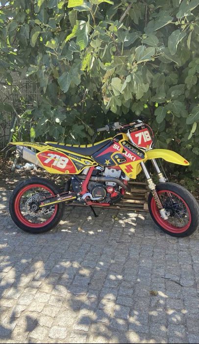 Suzuki drz 490cc sm