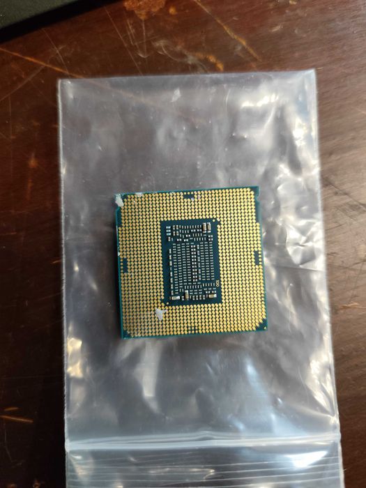 Intel Pentium G5400447404660910336001