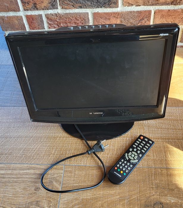 Телевизор Hyundai 550 грн