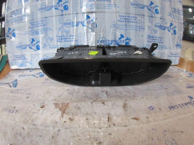 Difusor / saída de ar PEUGEOT 208