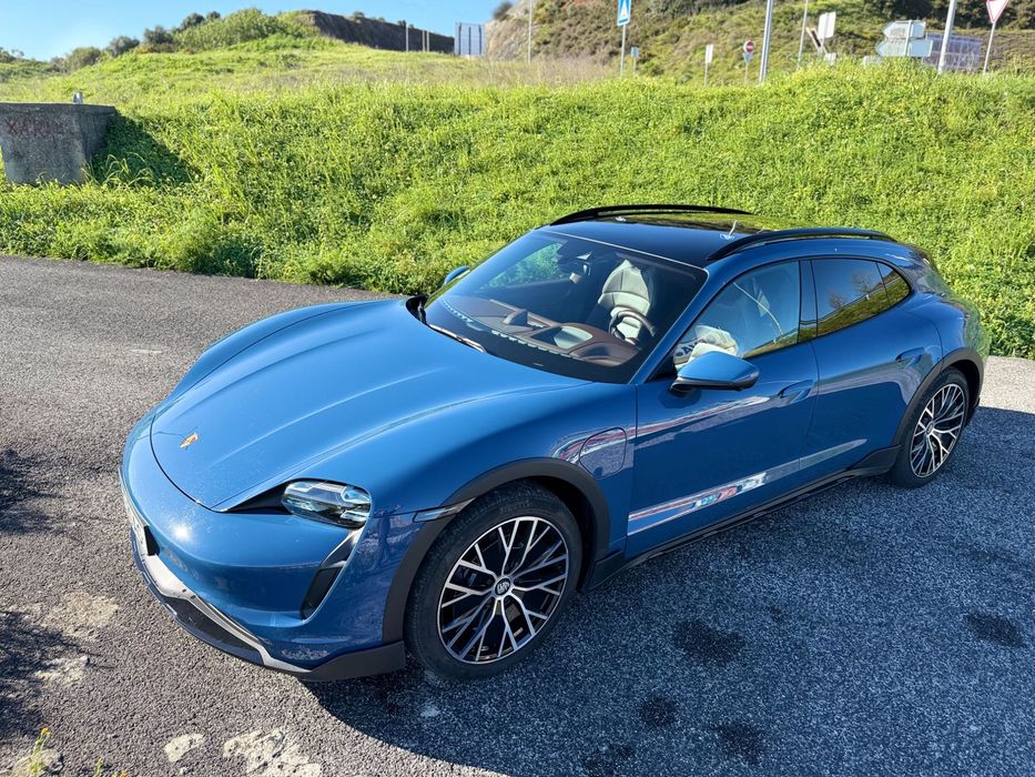 Porsche Taycan 4 Cross Turismo | 48.000 km | PDCC | InnoDrive | BOSE