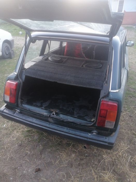 Продам срочно ваз 2104