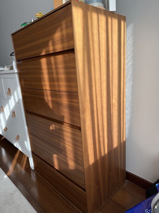 Camiseiro/ cómoda Nogueira