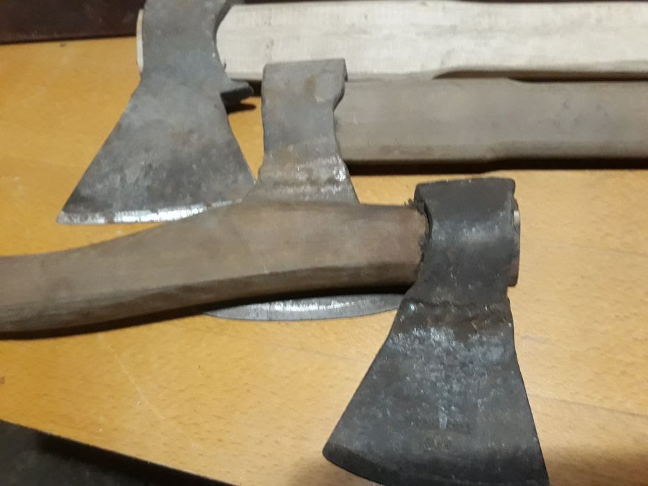 Продам / , сокира кувалда, молоткі