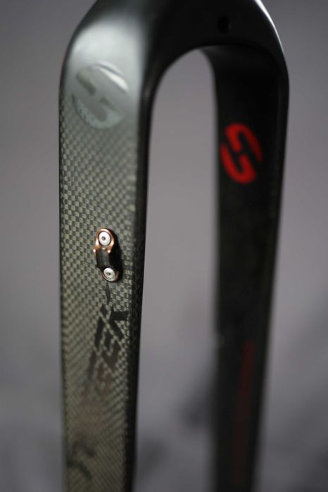Widelec rowerowy full Carbon 29 cali stan bliski ideałowi 570g